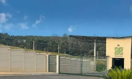 Terreno à venda no Irema, Alumínio 