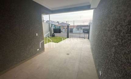 Sobrado com 3 dormitórios à venda, 116 m² por R$ 670.000,00 - Uberaba - Curitiba/PR