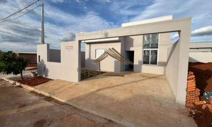 Casa para Venda em Cesário Lange, Sol Nascente, 2 dormitórios, 1 suíte, 2 banheiros