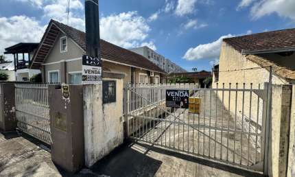 Casa com 3 quartos à venda na Rua Porto Belo, 543, Bucarein, Joinville