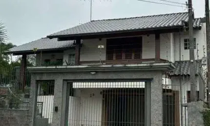 BELO SOBRADO A VENDA NA ENCOSTA DO SOL NA CIDADE DE ESTANCIA VELHA-RS.