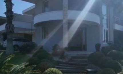 BELISSIMA CASA DE LUXO MOBILIADA EM CONDOMINIO OCEAN SIDE- TORRES-RS