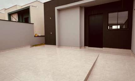 Casa com 2 quartos à venda no Parque das Bandeiras, Indaiatuba , 50 m2 por R$ 440.000