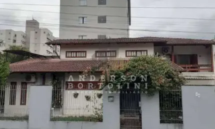 Casa com 6 quartos à venda na Rua Erich Mielke, Centro, Jaraguá do Sul