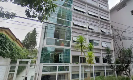 Lindo Apartamento  Reformado - 1 quadra da Av. paulista