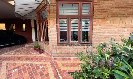 Vende-se Belíssima Casa 461mt  AC  JARDIM SAMAMBAIA- JUNDIAÍ SP- R  1.700.000,00