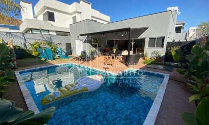Vende-se casa térrea com 3 Dormitórios no Condomínio Terras de Jundiaí - R 2.300