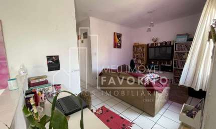 Casa à Venda com 2 quartos e edícula, Eloy Chaves, Jundiaí SP - R 600.000,00.