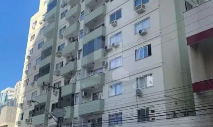 Apartamento com 4 quartos à venda na Rua 2870, 300, Centro, Balneário Camboriú por R$ 1.800.000