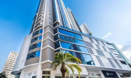 Apartamento com 4 quartos à venda na Rua João Francisco dos Santos, 121, Pioneiros, Balneário Camboriú por R$ 3.750.000
