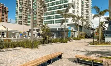 Prédio à venda na Avenida Nereu Ramos, 4771, Itacolomi, Balneário Piçarras