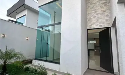 Casa com 3 quartos à venda em Chácaras Colorado - GO