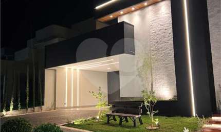 Casa com 3 quartos à venda em Condomínio Residencial Grand Trianon - GO