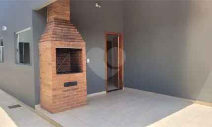 Casa com 3 quartos à venda em Residencial Dom Emanoel - GO