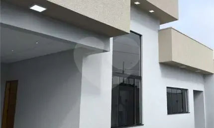 Casa com 3 quartos à venda em Residencial Vida Nova - GO