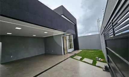 Casa com 3 quartos à venda em Residencial Vida Nova - GO