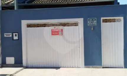 Sobrado com 3 quartos à venda em setor residencial das rosas - go