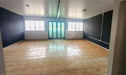 Sobrado com 1 quartos à venda ou para locação em Vila Santana - GO