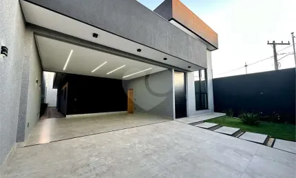 Casa com 3 quartos à venda em Residencial Jardins Do Lago - GO