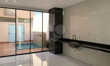 Casa com 3 quartos à venda em Residencial Roma - GO