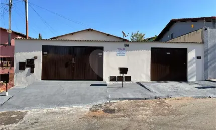 Casa com 7 quartos à venda em Loteamento Residencial Victor Braga - GO