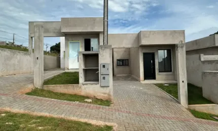 Casa com 2 quartos à venda no Fraron, Pato Branco 
