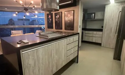 VIEIRALVES, EDF. BALLAGIO, 150M2, 3 SUÍTES, FINO ACABAMENTO, ANDAR ALTO