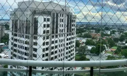 BARÃO DA VILLA,  ANDAR ALTO, 265M2, 4 SUÍTES, COM ARMÁRIOS E AR. 3 VAGAS