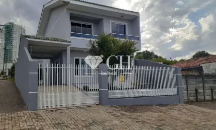 Casa com 3 quartos à venda na Rua Castro Alves, Uvaranas, Ponta Grossa