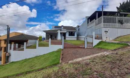 Casa com 3 dormitórios, BAIRRO AMADORI, PATO BRANCO - PR