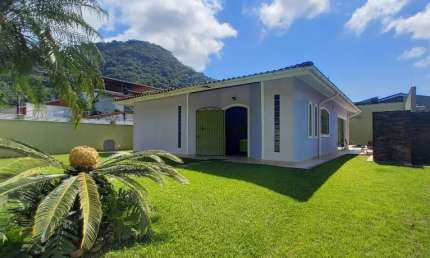 Casa com 3 quartos à venda na Rua Farmacêutico João Manoel Gonçalves, Praia do Lazaro, Ubatuba