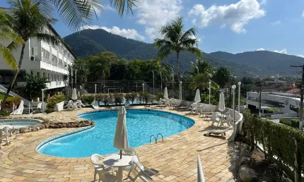 Amplo apartamento à venda na praia das toninhas 2 dormitórios – com vista do mar