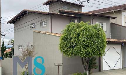 Sobrado com 3 dormitórios à venda, 300 m² por R$ 1.800.000,00 - Vila Oliveira - Mogi das Cruzes/SP