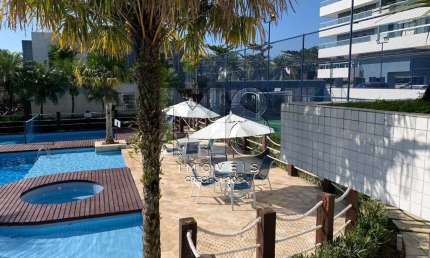 Apartamento com vista para o mar, com 2 dormitórios à venda, 108 m² por R$ 1.060.000 - Indaiá - Bertioga/SP