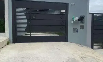 Casa com 2 dormitórios à venda, 77 m² por R$ 450.000 - Vila São Paulo - Mogi das Cruzes/SP