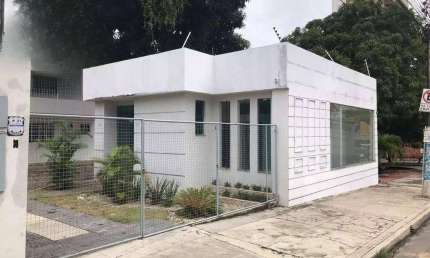 Prédio Comercial para alugar por R$ 15.000/mês - Adrianópolis - Manaus/AM