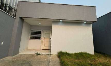 Bela Casa com 3 dormitórios à venda, 77 m - Novo Aleixo - Manaus/AM