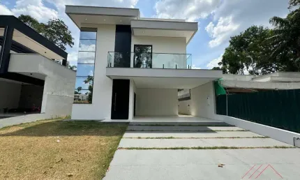 Linda Casa com 3 suítes à venda no Cond. Alphaville 4, 363 m² por R$ 2.700.000 - Ponta Negra - Manaus/AM