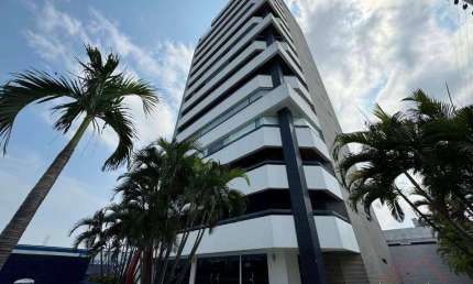 Lindo Apartamento com 4 quartos à venda  no Cond. Saint Cyr, 205 m² por R$ 980.000 - Nossa Senhora das Graças - Manaus/AM