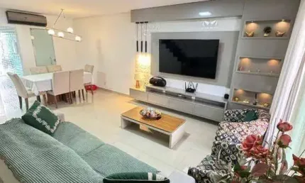 Casa no Amsterdan Village com 4 quartos à venda, 191 m² por R$ 1.080.000 - Flores - Manaus/AM