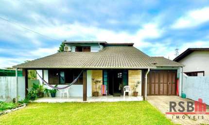 Casa com 3 dormitórios à venda, 225 m² por R$ 850.000,00 - Centro - Passo de Torres/SC