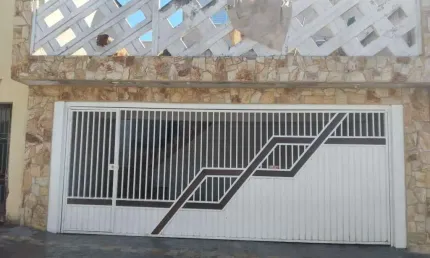 Casa para Venda em Itaquaquecetuba, Jardim Europa, 4 dormitórios, 1 suíte, 3 banheiros, 2 vagas
