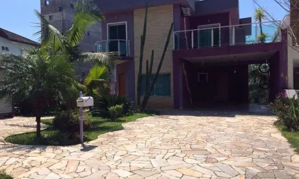 Casa para Venda em Mogi das Cruzes, Parque Residencial Itapeti, 4 dormitórios, 2 suítes, 4 banheiros, 6 vagas