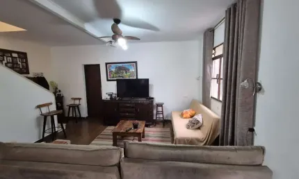 Casa com 5 quartos à venda no Encruzilhada, Santos 
