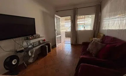 Casa com 3 quartos à venda no Areia Branca, Santos 