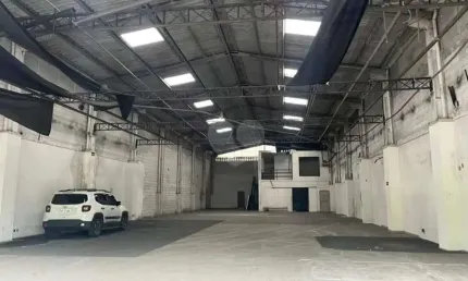 Armazém/Barracão, Centro, São Vicente R$ 2.65 mi Cod 4144
