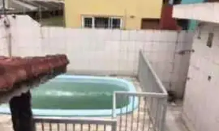 Casa com 3 dorms, Bom Retiro, Santos - R$ 685 mil, 1781