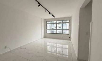 Apartamento 2 quartos + dependência, Marapé, Santos, Cod: 1613 ADM