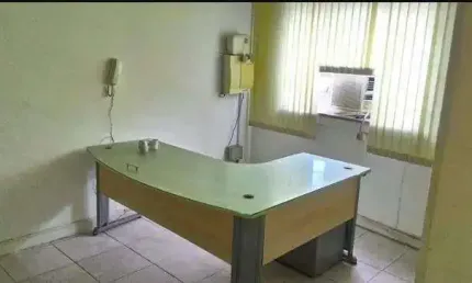 Sala comercial para alugar na Rua Vasconcelos Tavares, 25, Centro, Santos