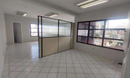Sala comercial para alugar na Vila Mathias, Santos 